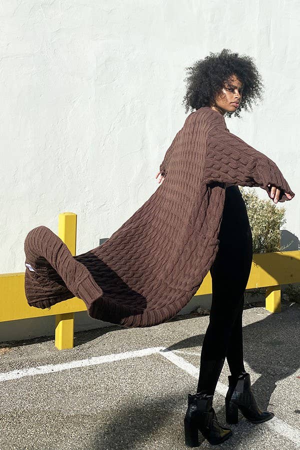 OVERSIZED MAXI CABLE KNITTED SWEATER CARDIGAN