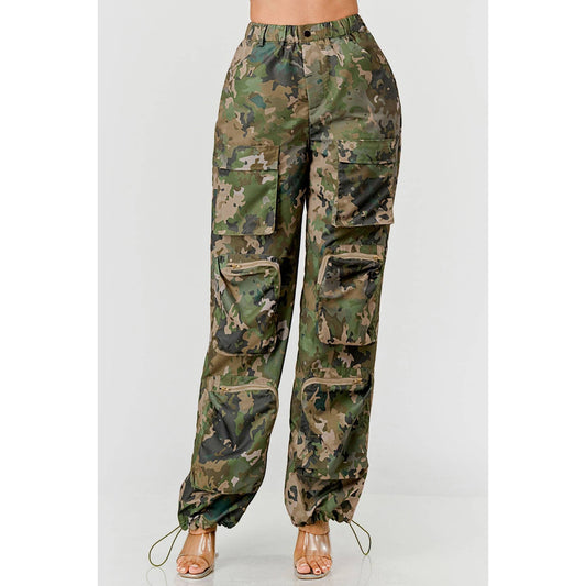 CAMO CARGO PANTS WITH POCKETS